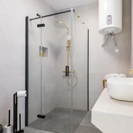 Chic Port 1br By Irundo