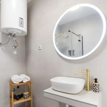 Apartment Chic Port 1br By Irundo